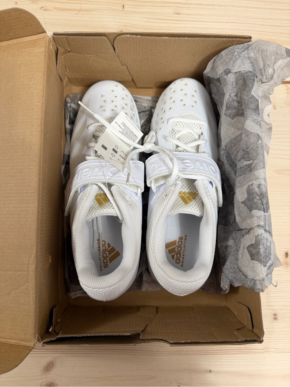 adidas White Powerlift 3.1 Shoes with Gold Accents - Picture 3 of 4